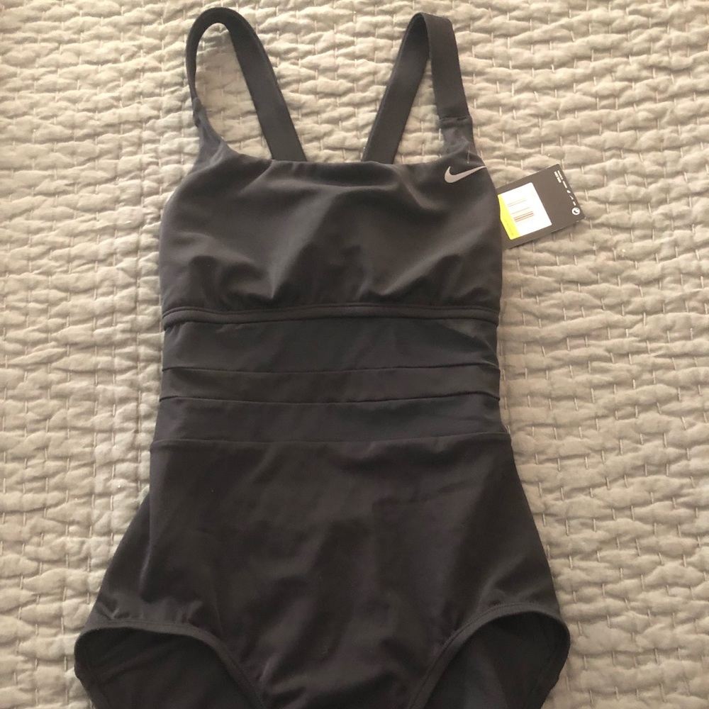 NWT Nike sport swimsuit